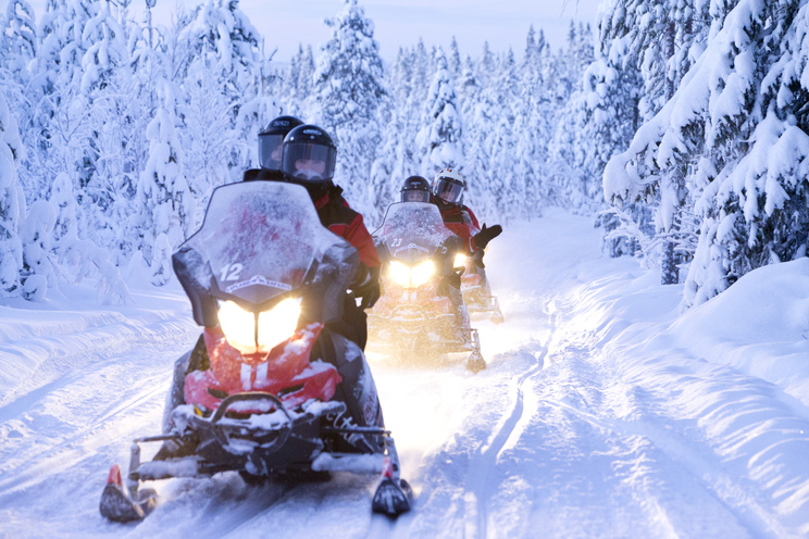 Snowmobile (8)