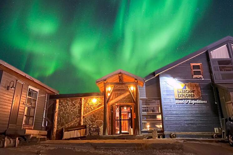 Basecamp aurora