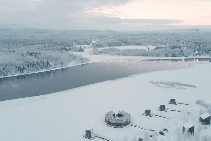 Arctic bath photos. overview side photo pasquale baseotto