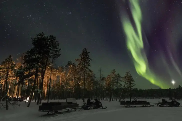 Aurora sleigh