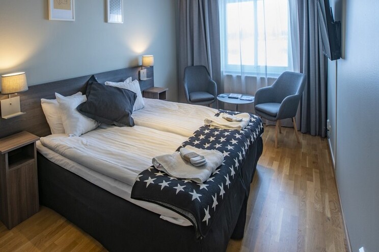 Room cape east